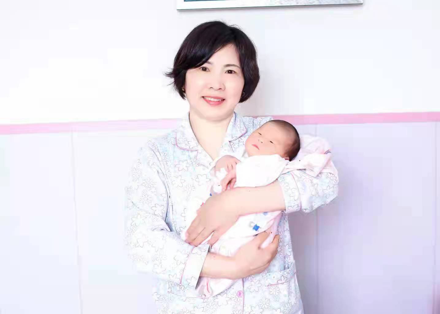 北京大班兒童陪伴師如何幫助孩子提高語(yǔ)言表達(dá)能力？（提高孩子表達(dá)能力的方法）